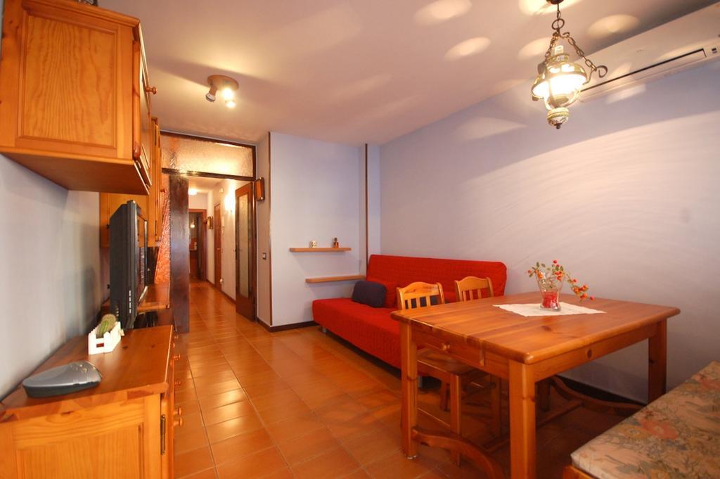 Lets Holidays Apartment Pool Terrace Τόσα ντε Μαρ Εξωτερικό φωτογραφία